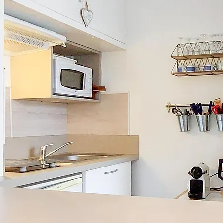 Διαμέρισμα 1 Bedroom Amazing In Ρουαγιάν