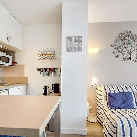 Διαμέρισμα 1 Bedroom Amazing In Ρουαγιάν